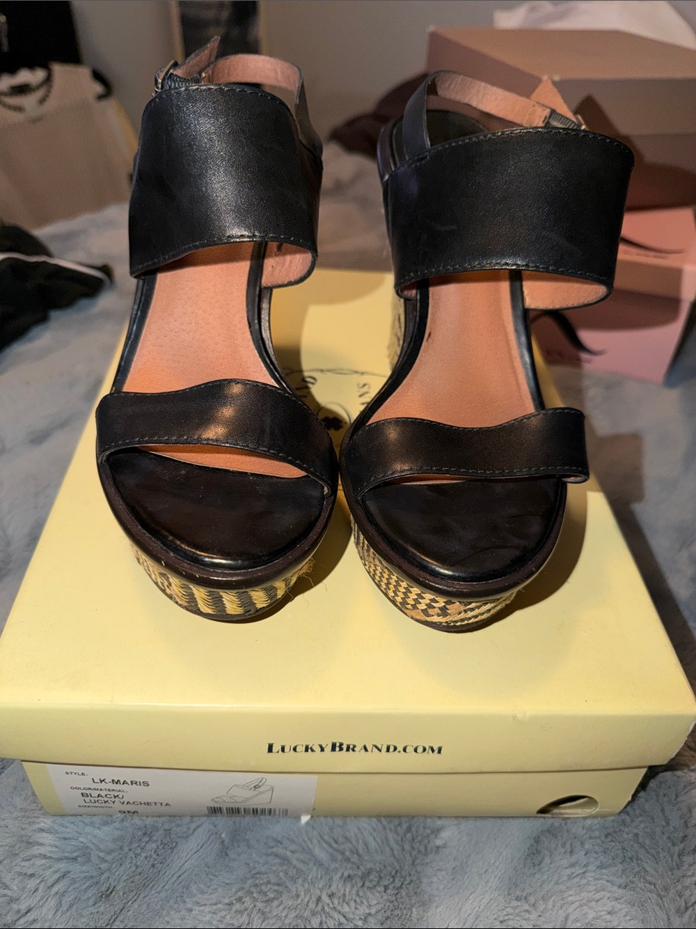 SALE! Lucky Brand sandals - Picture 11 of 11